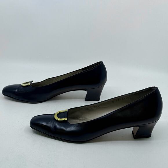 Vintage Salvatore Ferragamo Gold Buckle Low Pumps - Picture 4 of 12